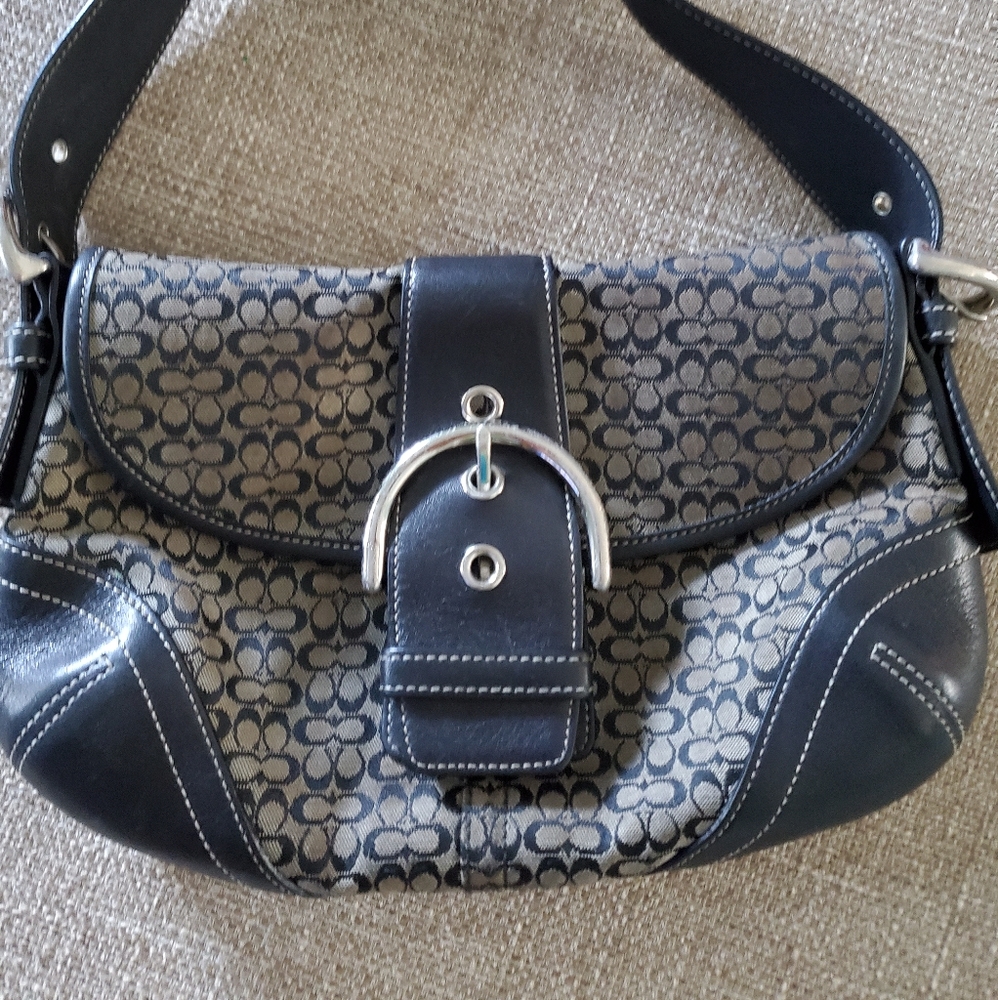 Coach Vintage Leather Shoulder Bag